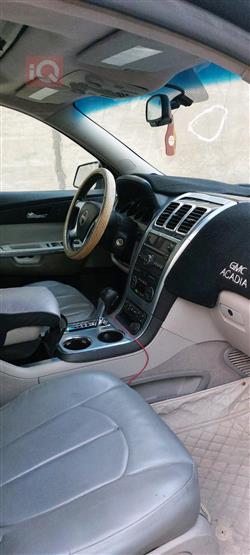 GMC Acadia